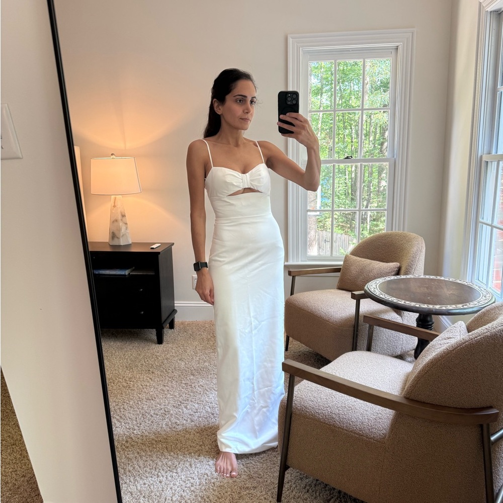 Elegant White Maxi Dress